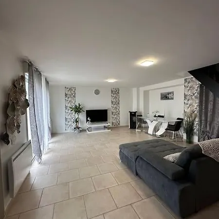 Logement Entier Semesterbostad Ingrandes-sur-Vienne